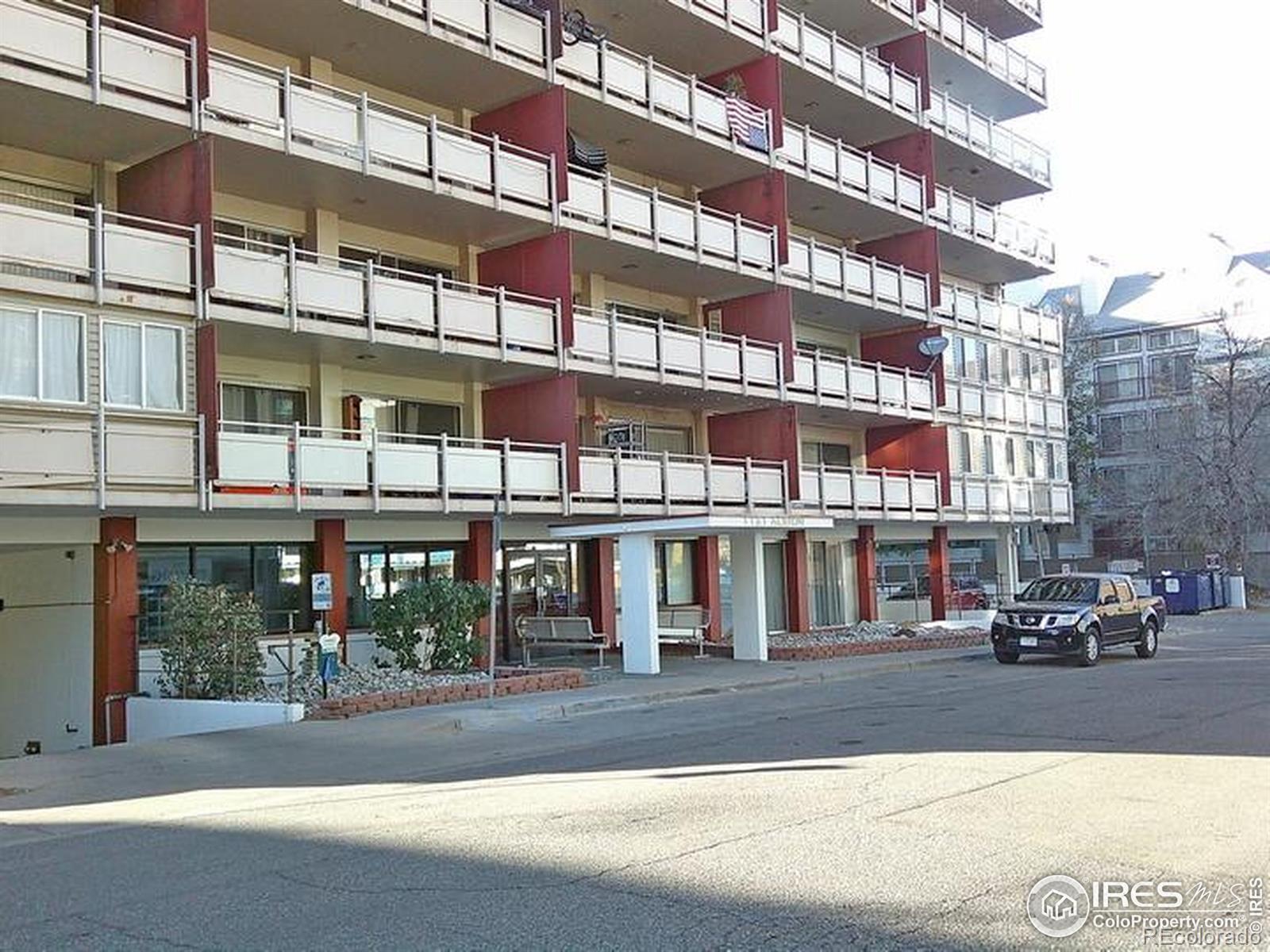 1121 Albion Street #205