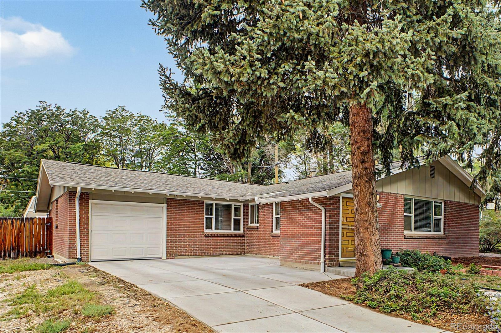 6129 Everett Street