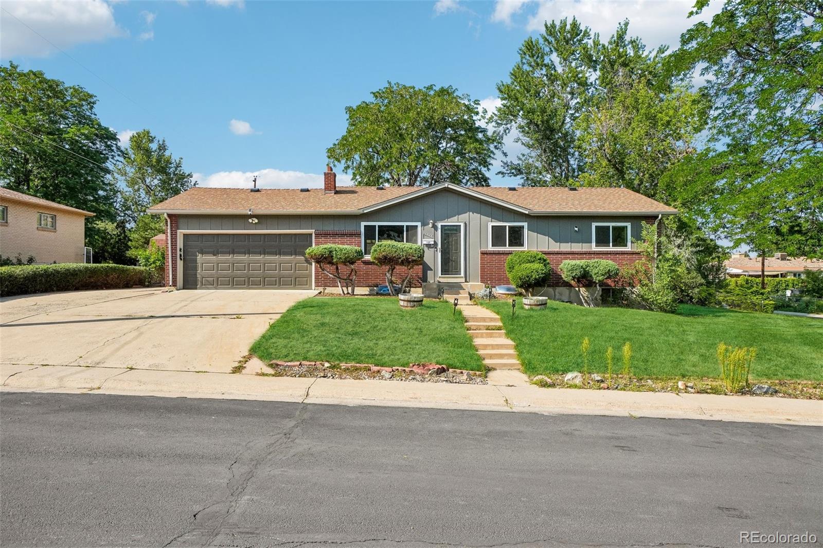 12323 W Connecticut Drive