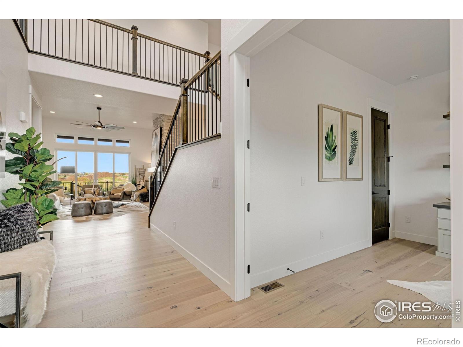 3662 N Buchanan Court