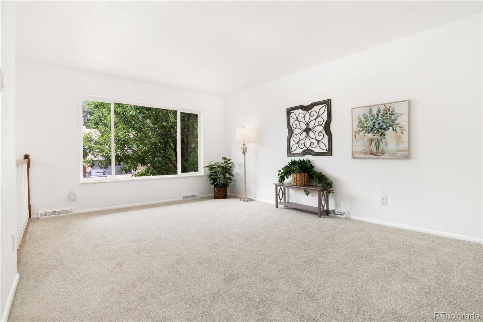 1622 S Beech Street, Lakewood, CO, 80228 3 1622 S Beech Street