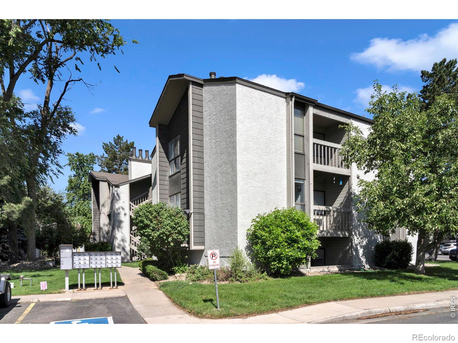 3525 28th Street 304