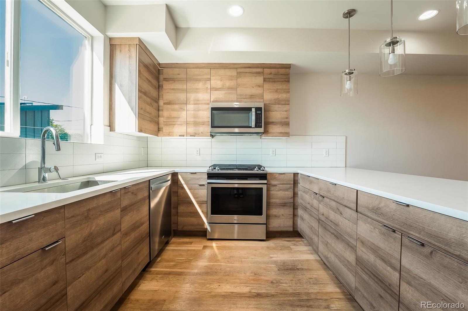 3520 W Conejos Place 11