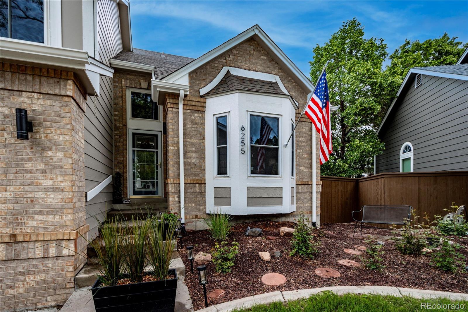 6255 Collegiate Drive, Highlands Ranch, CO, 80130 2 6255 Collegiate Drive