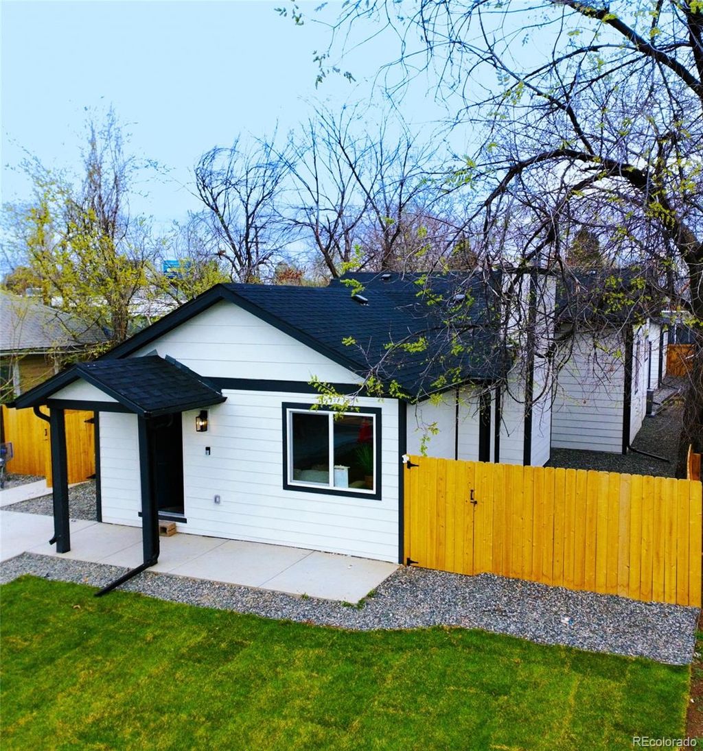 Photo of 1450 Syracuse Street, Denver, CO 80220 (MLS # 5593350)