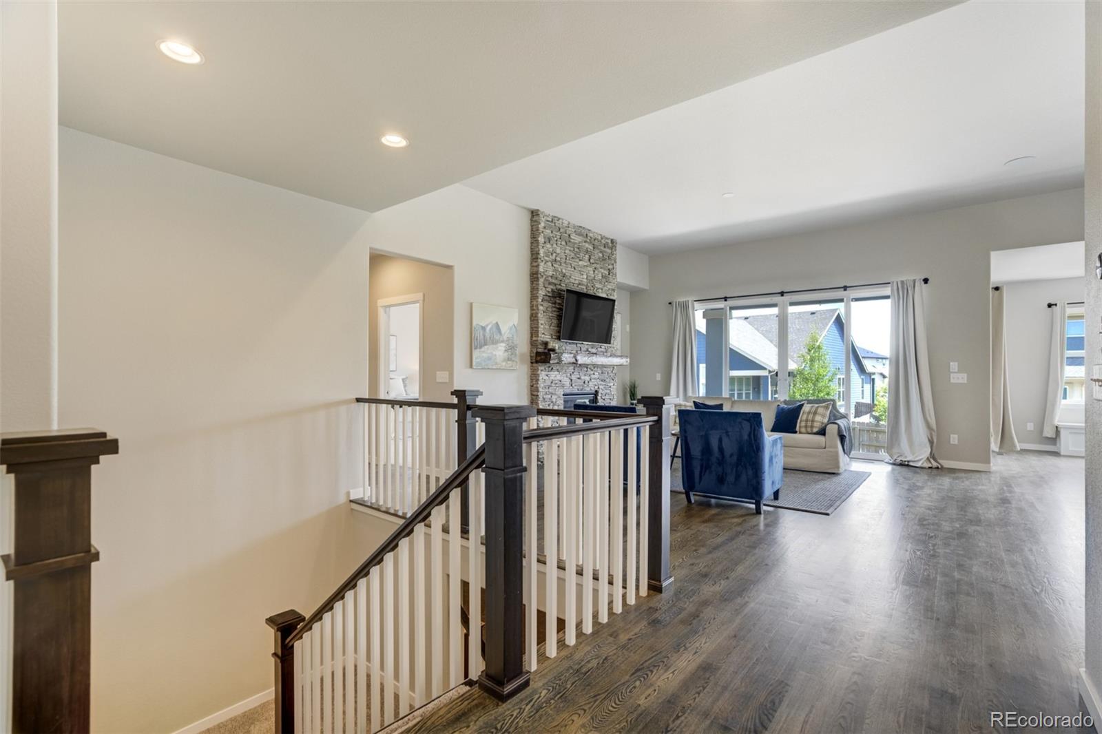 4362 Hanging Lake Circle