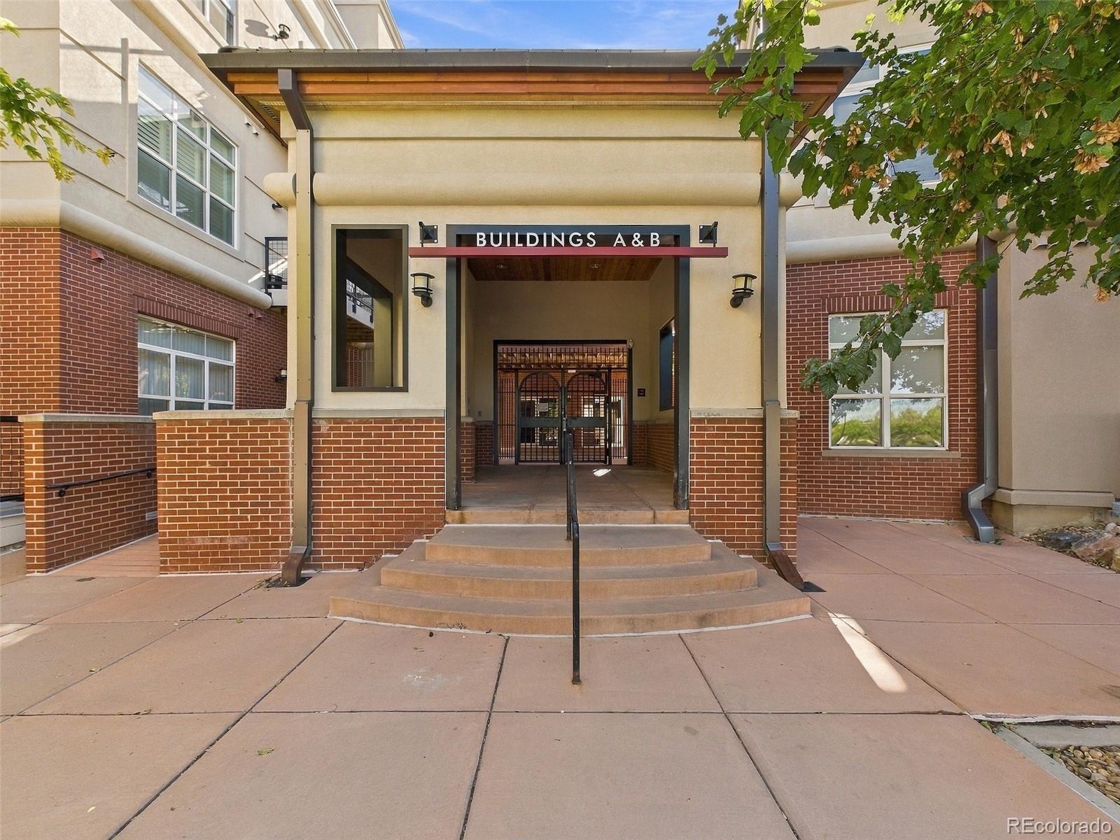 5677 S Park Place A205