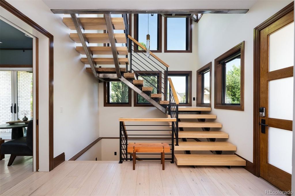 Photo of 1240 S Elizabeth Street, Denver, CO 80210 (MLS # 3889139)