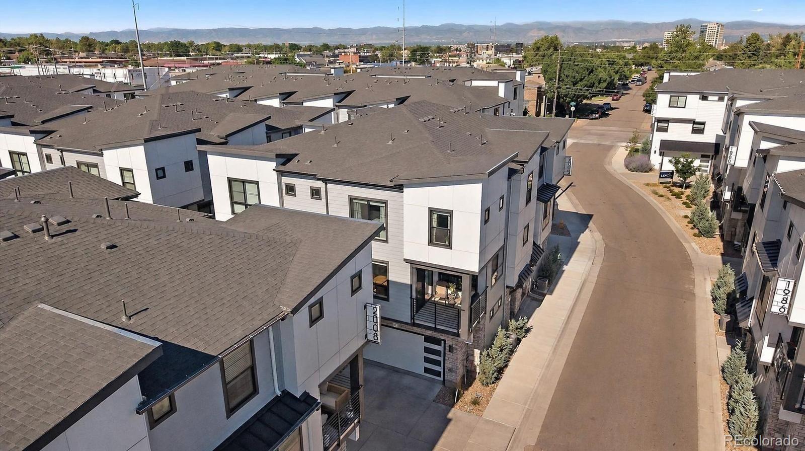 2002 S Holly Street 2