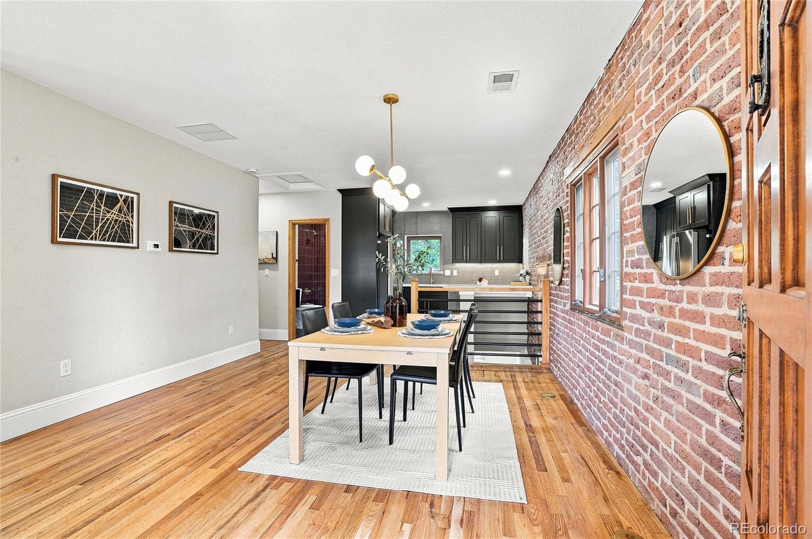 1534 Fairfax Street