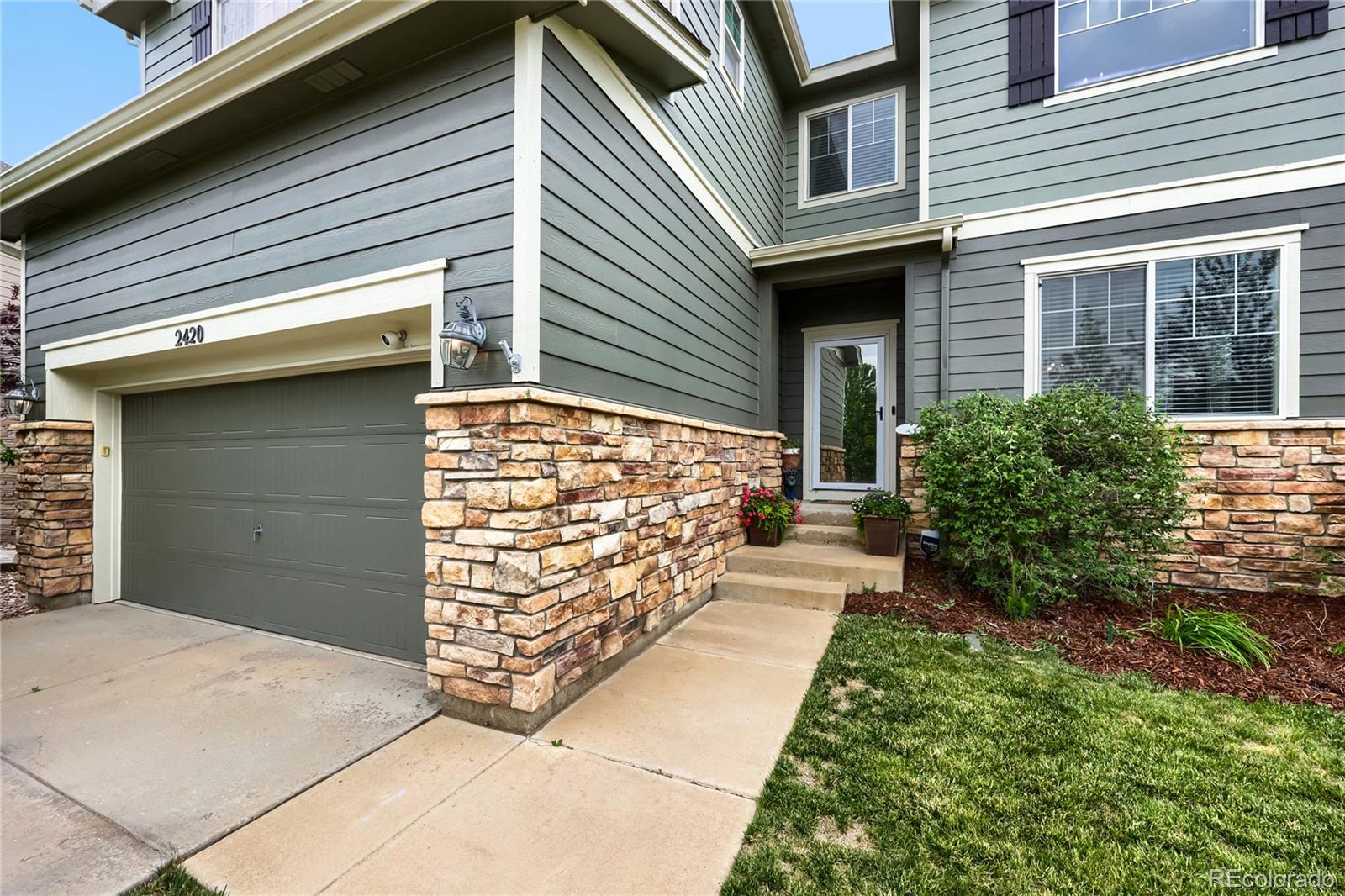 2420 Thistle Court