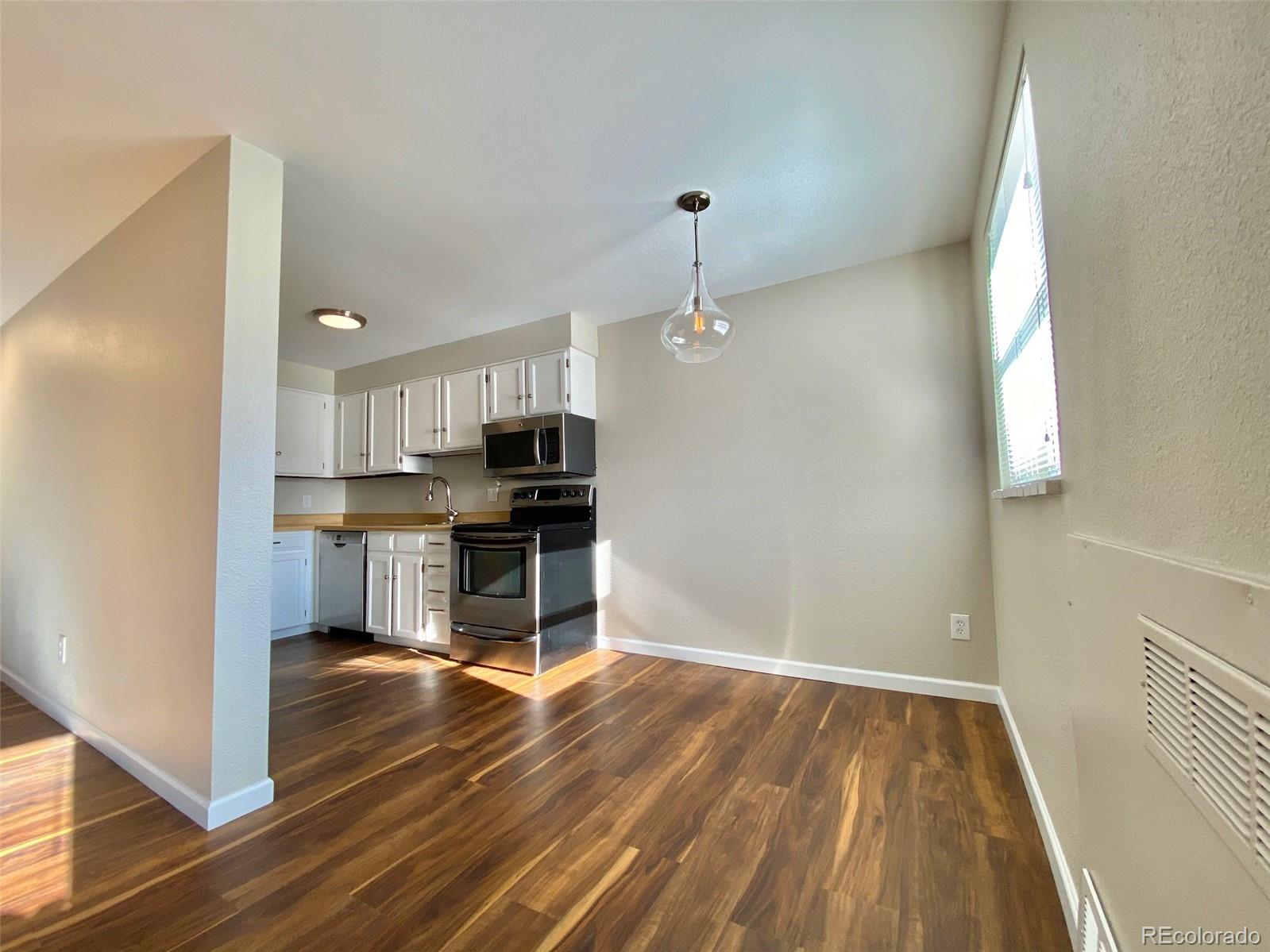 1243 Gaylord Street 302