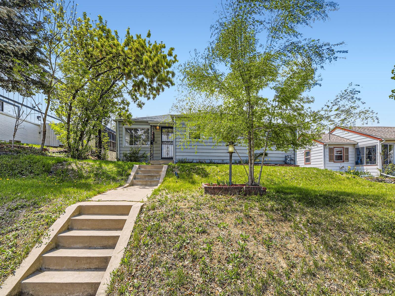 835 Knox Court