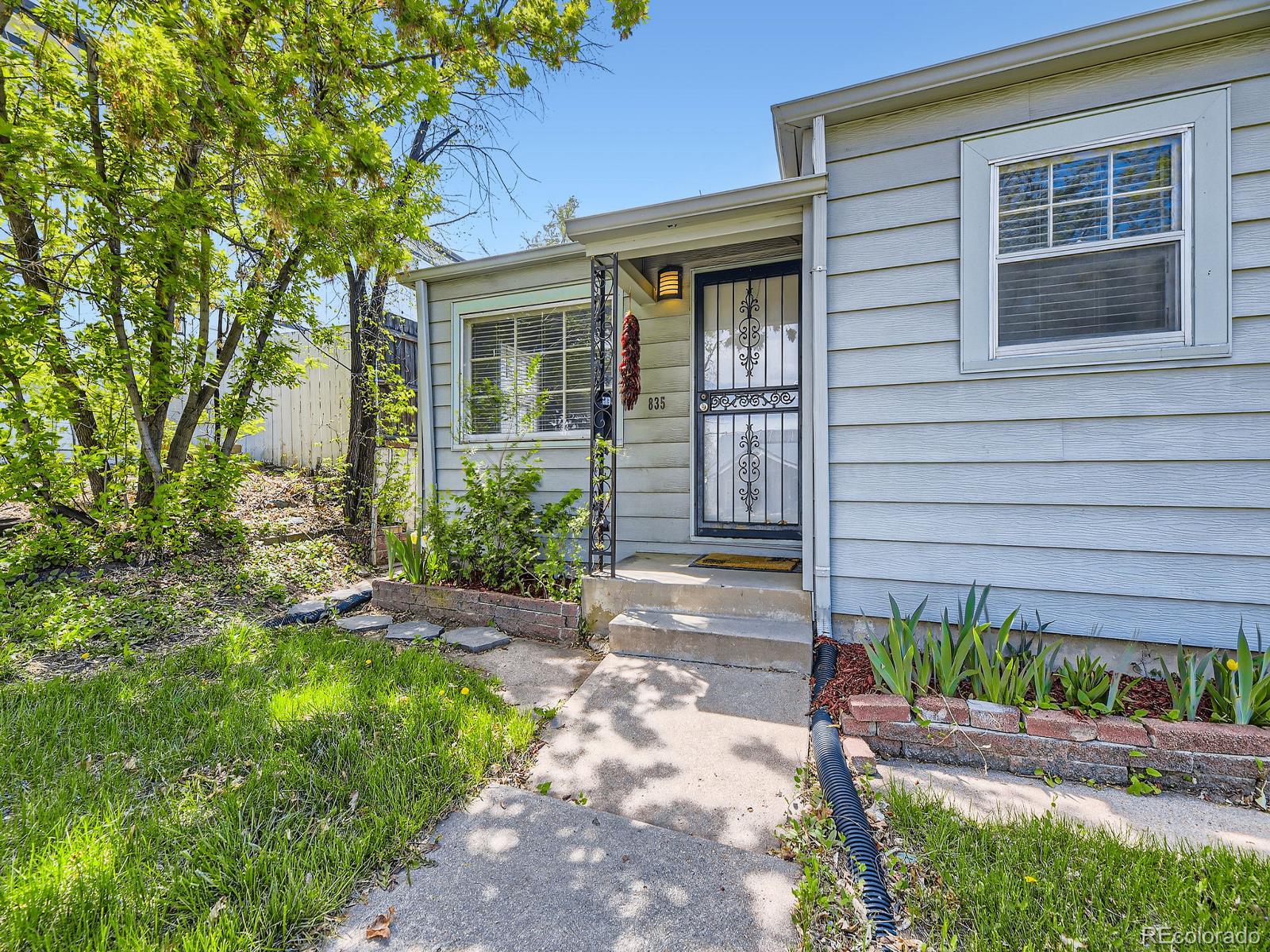 835 Knox Court