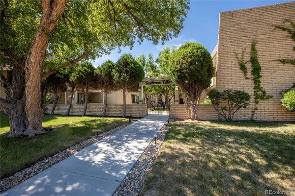 5882 E ITHACA PL APT 204, DENVER, CO 80237 - Image 181092e99e72caca2f217d856eb238fb/196618528