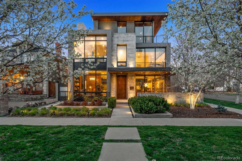 Photo of 2539 E 5th Avenue, Denver, CO 80206 (MLS # 2379824)