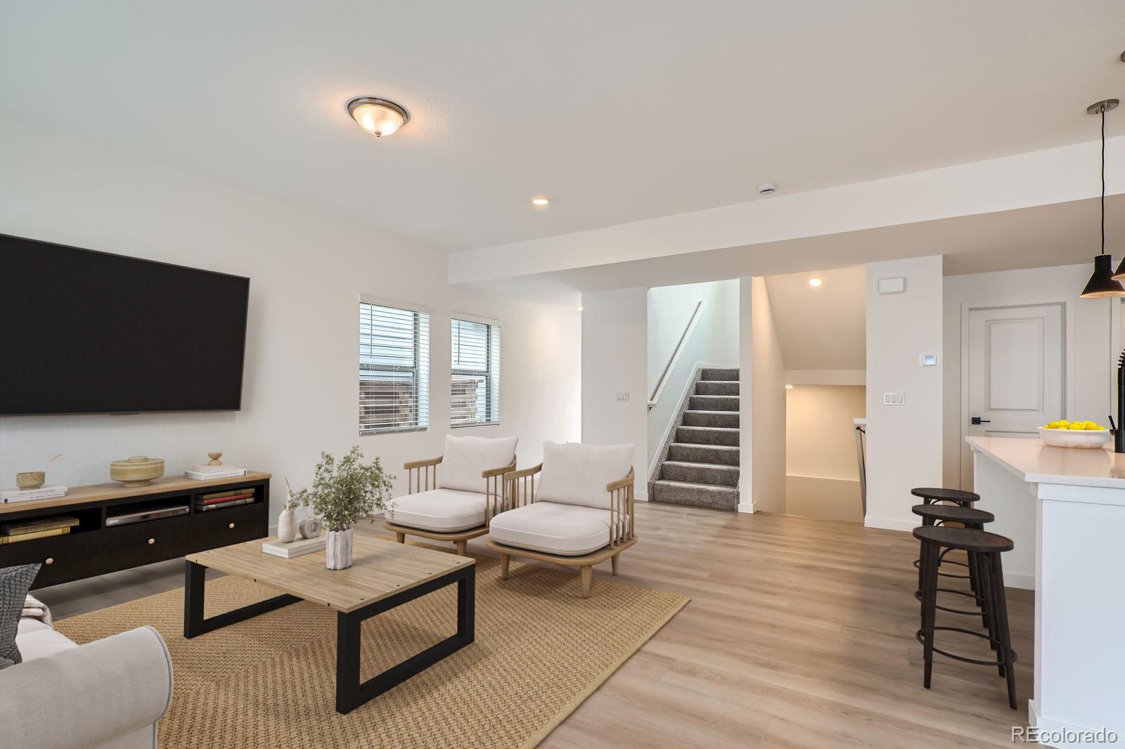 15252 W 69th Place