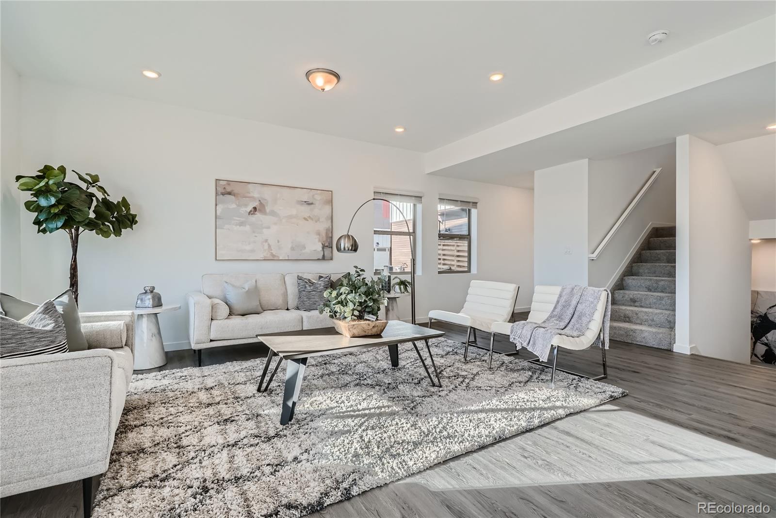 15252 W 69th Place
