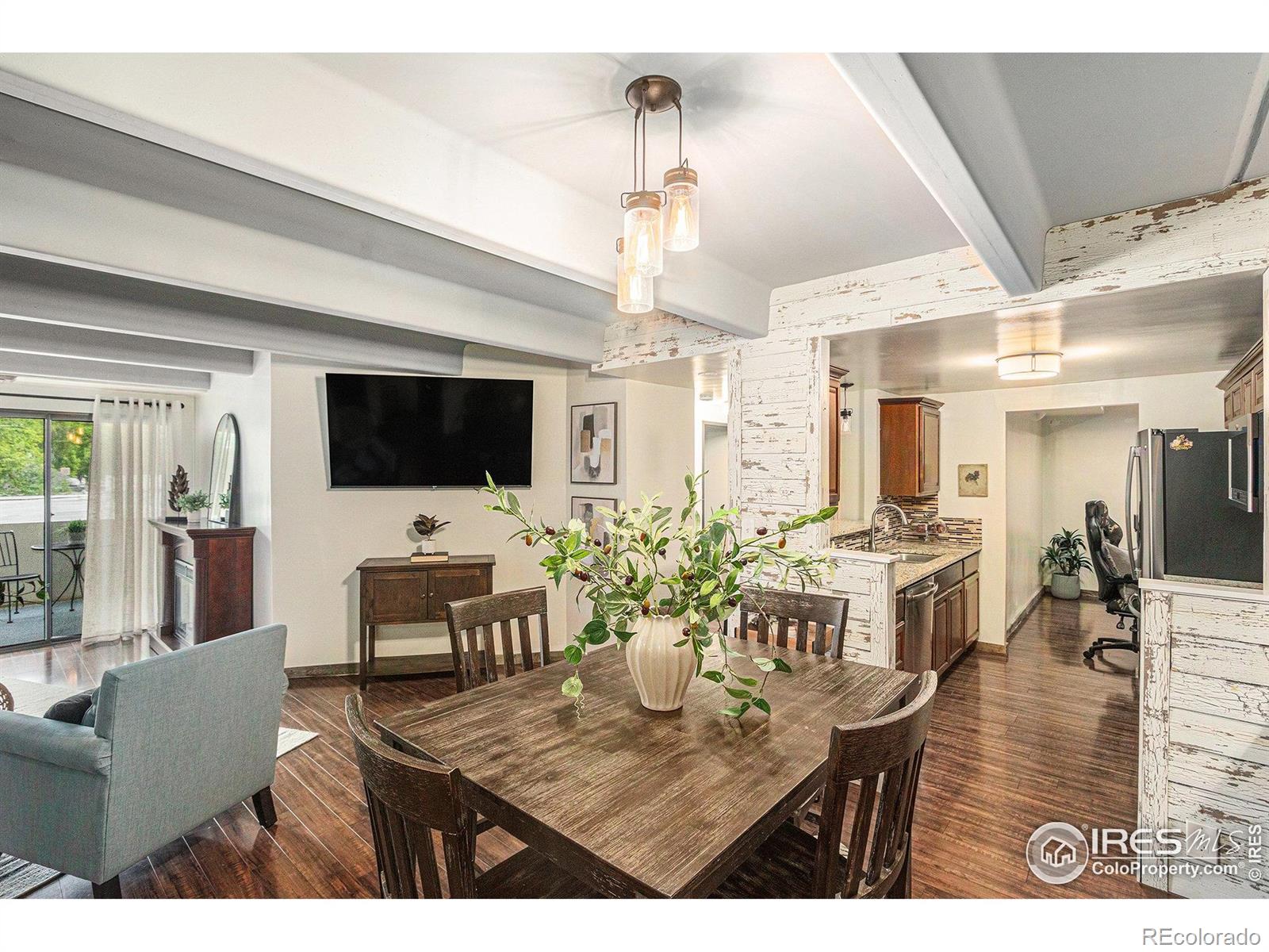 415 S Howes Street N 202