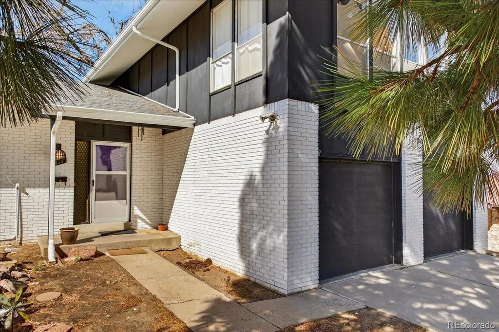 Photo of 555 S Coors Court, Lakewood, CO 80228 (MLS # 6503029)