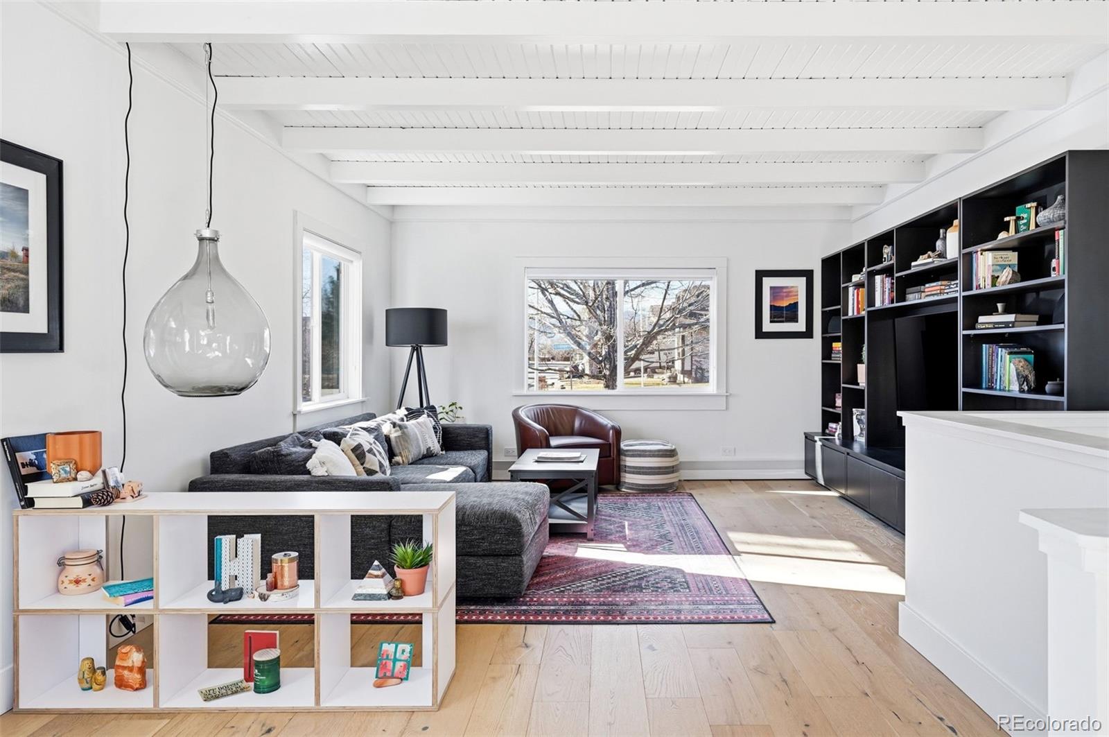 6940 Independence Street