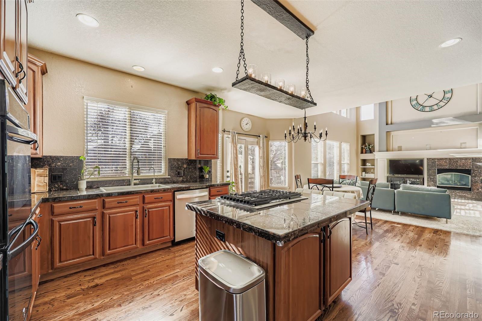 3277 Coyote Hills Way