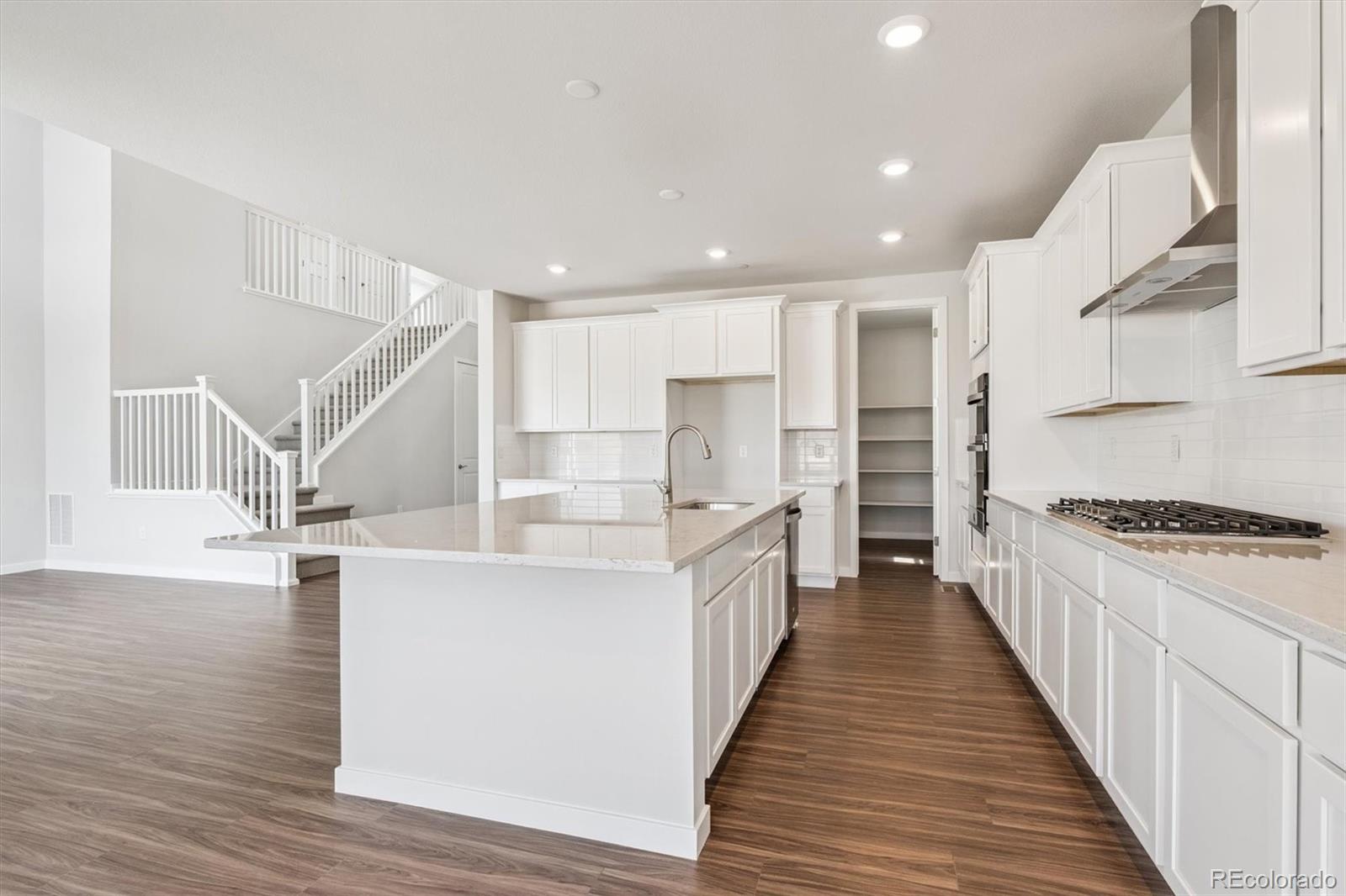 2512 Lupton Lane