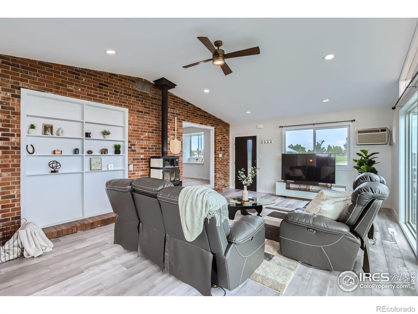 128 Carpenter Road
