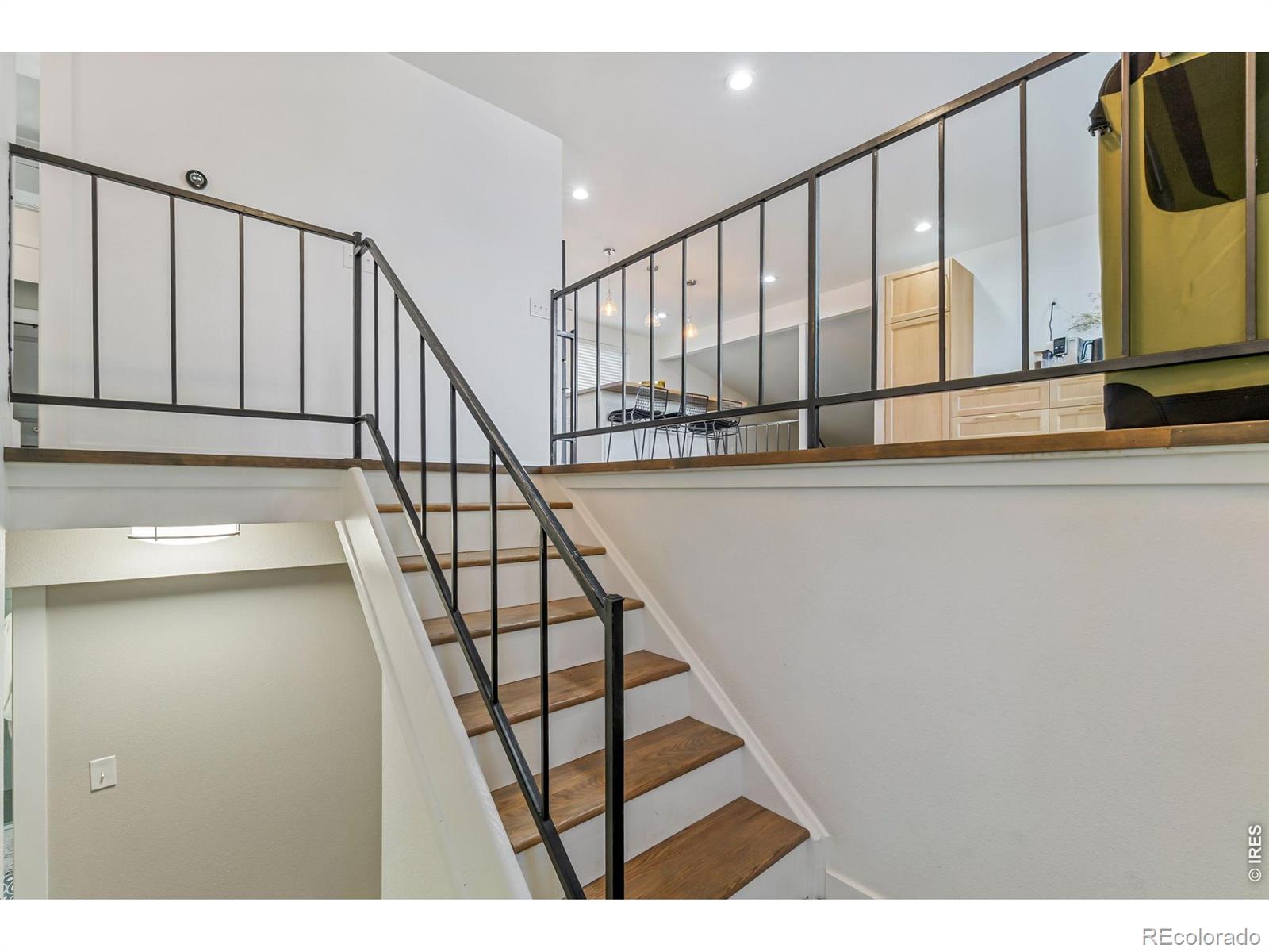 12438 W 70th Place