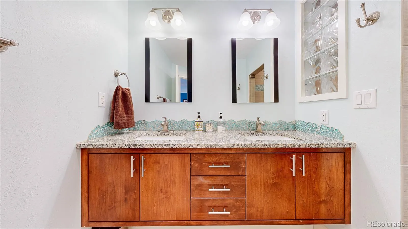 Broomfield, Colorado 80020, United States, 4 Bedrooms Bedrooms, ,3 BathroomsBathrooms,Residential,Active,212287