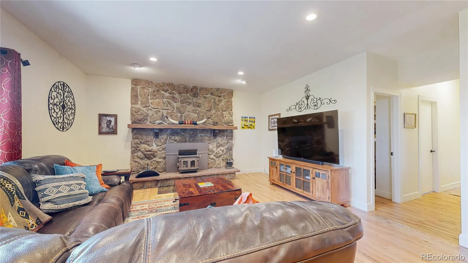 Broomfield, Colorado 80020, United States, 4 Bedrooms Bedrooms, ,3 BathroomsBathrooms,Residential,Active,212287