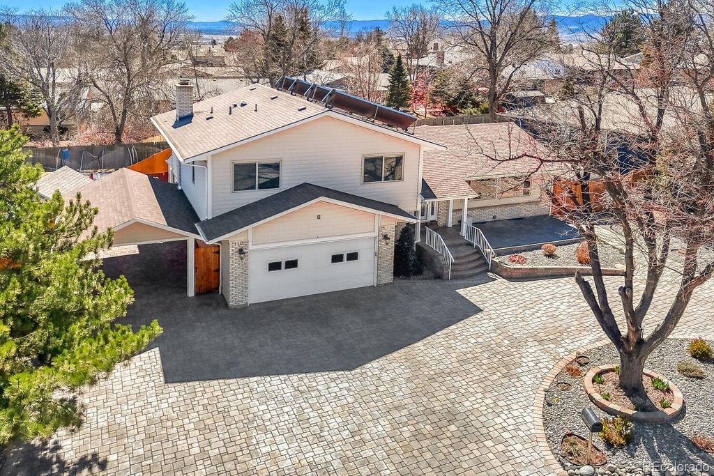 Photo of 12542 W Florida Drive, Lakewood, CO 80228 (MLS # 6903899)