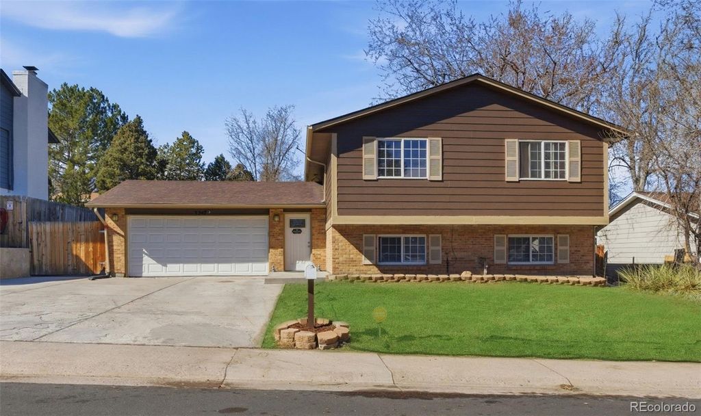 Photo of 3247 S Ensenada Way, Aurora, CO 80013 (MLS # 8917635)