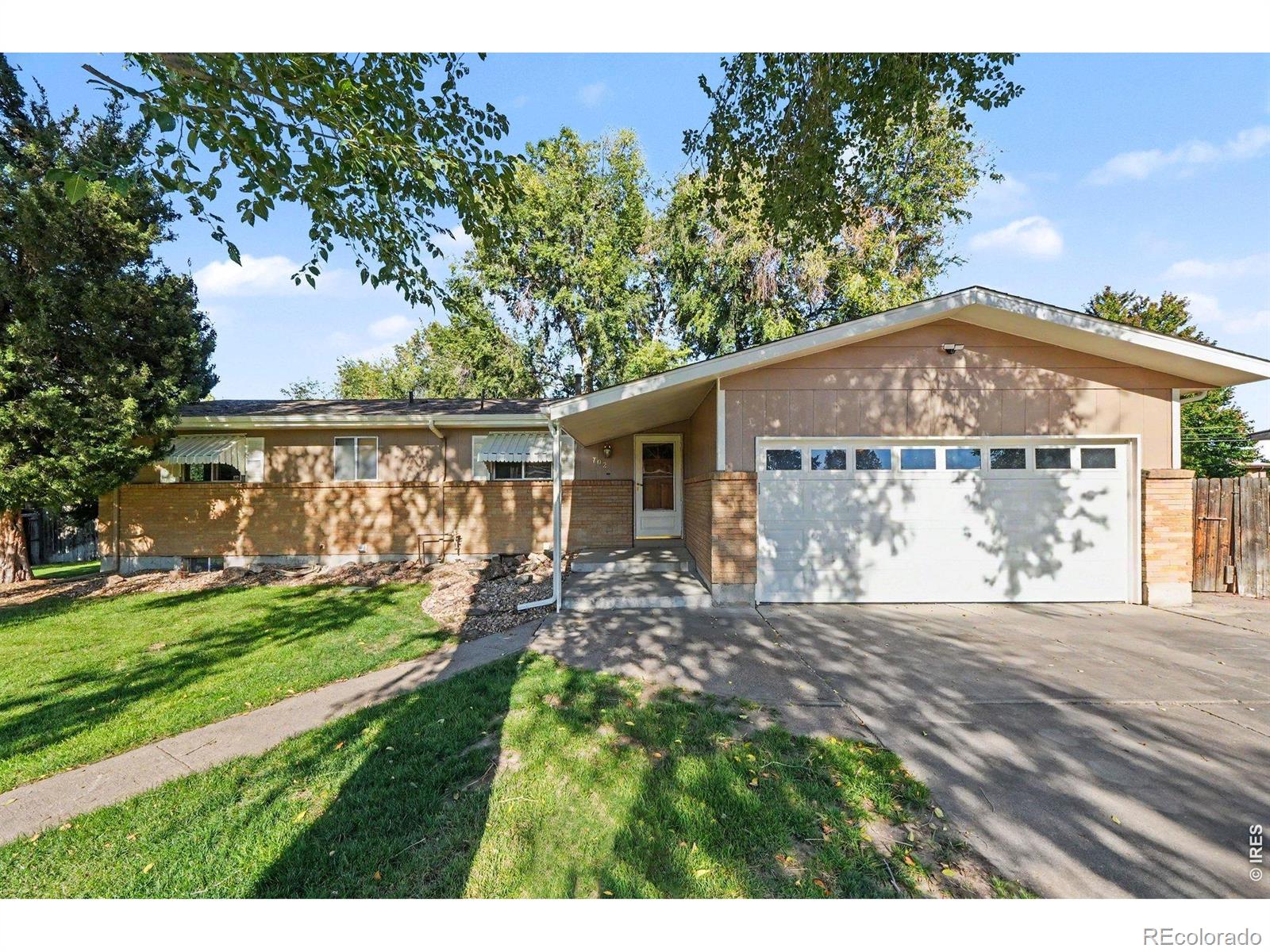 702 Harp Court