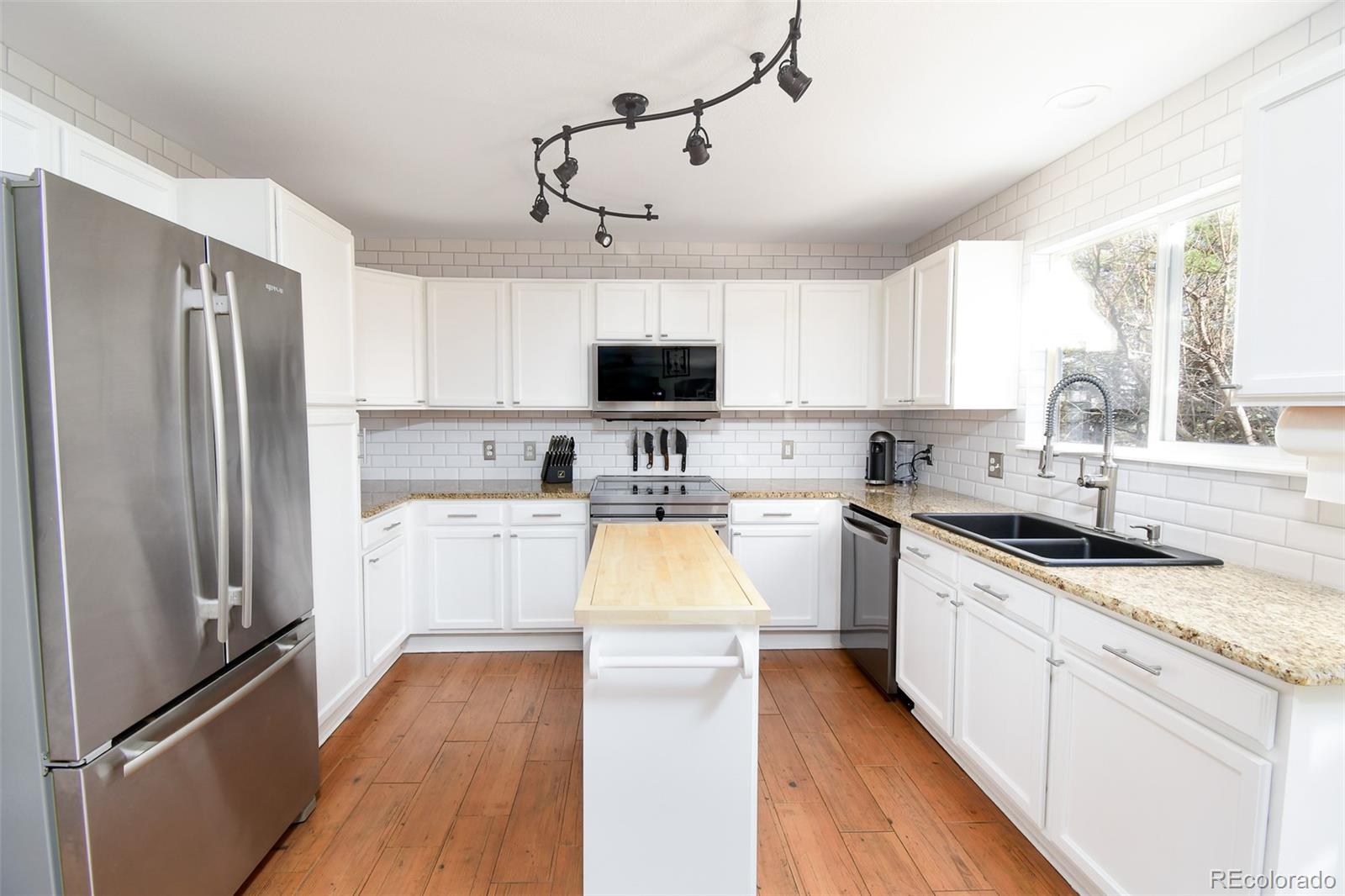 2146 Castle Ridge Way