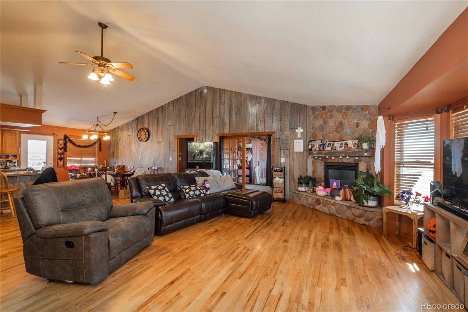 6950 Hodgen Road