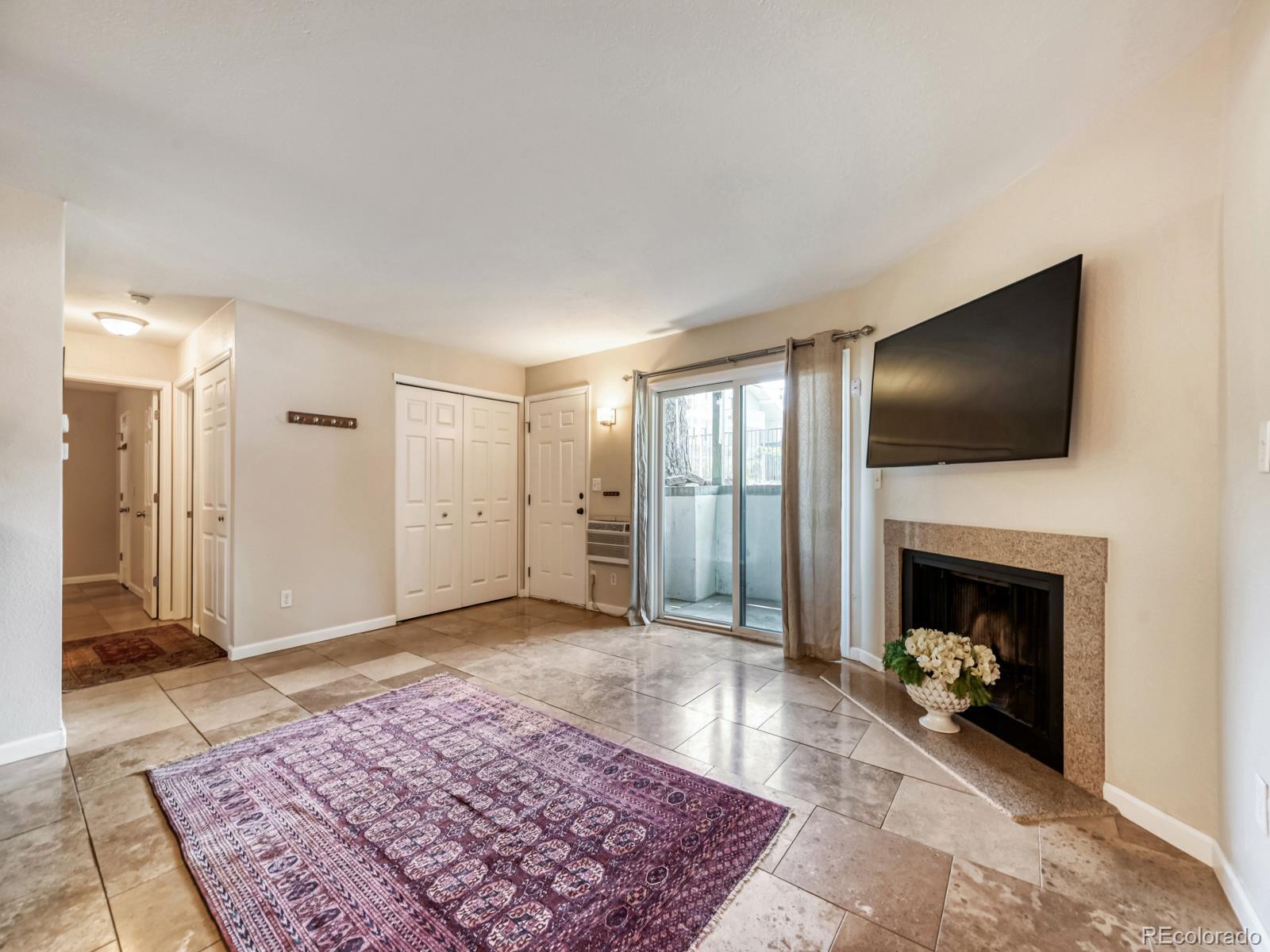 695 Manhattan Drive 8