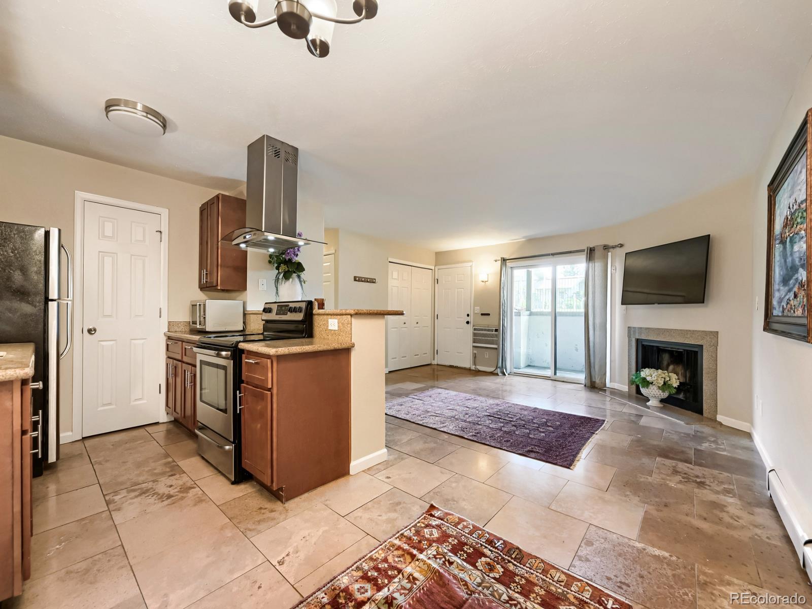 695 Manhattan Drive 8