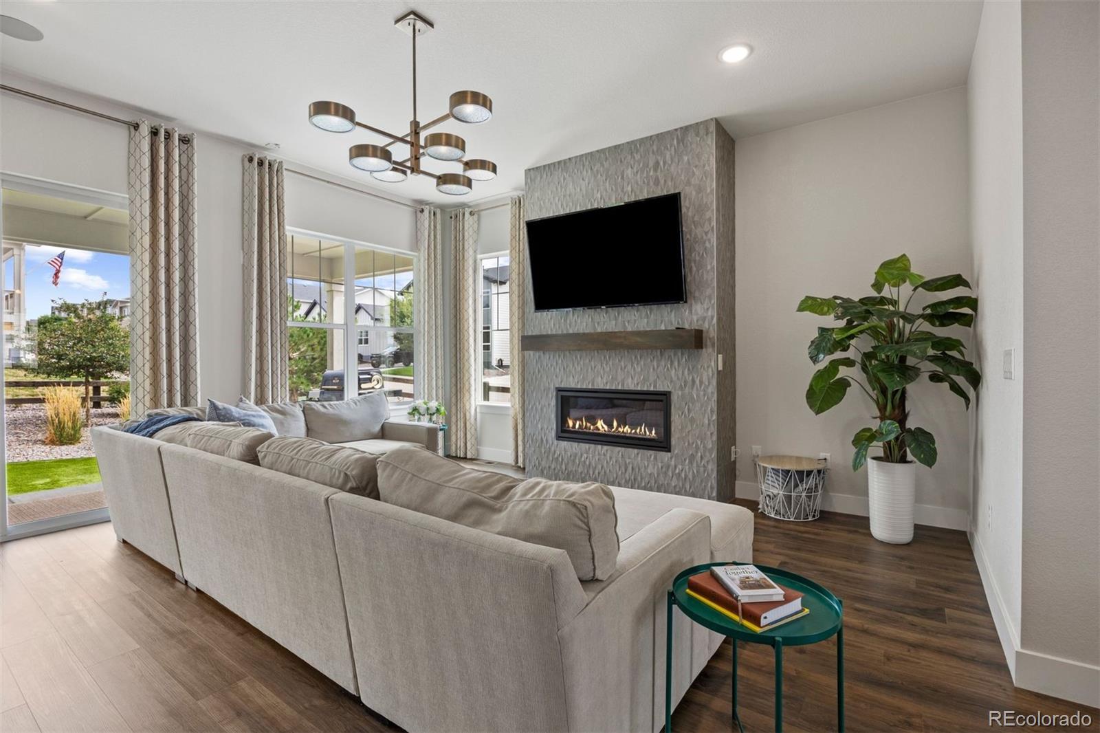 4616 Girardot Point