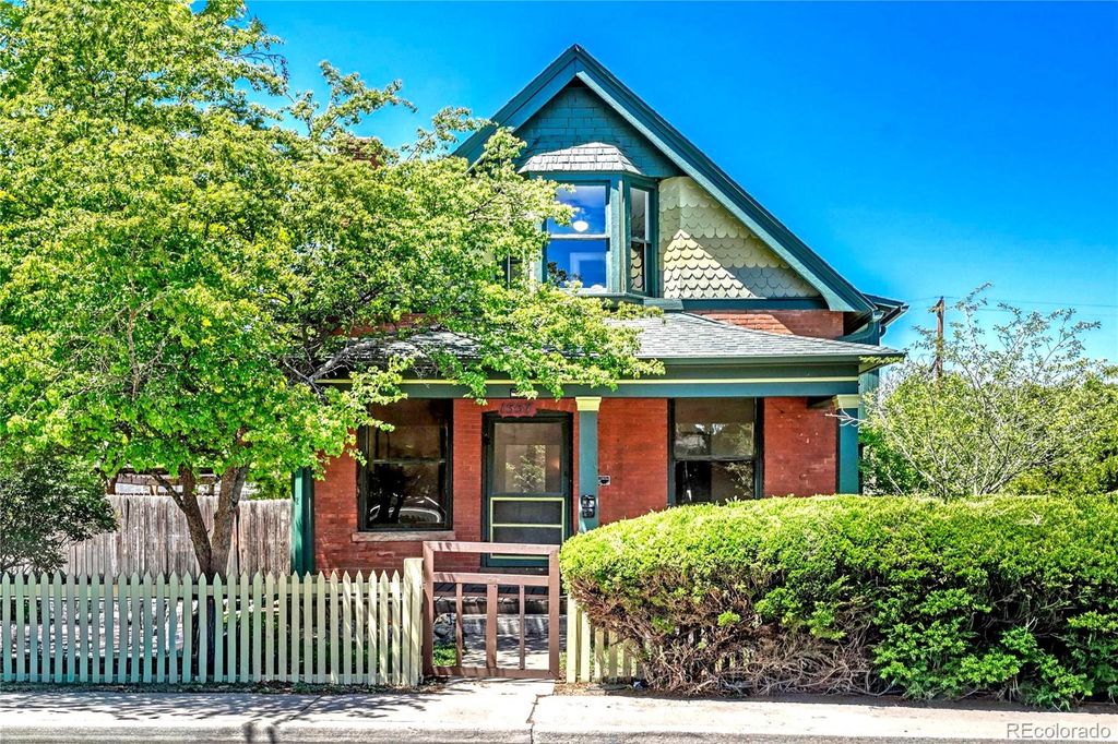 Photo of 1557 Dallas Street, Aurora, CO 80010 (MLS # 4231431)