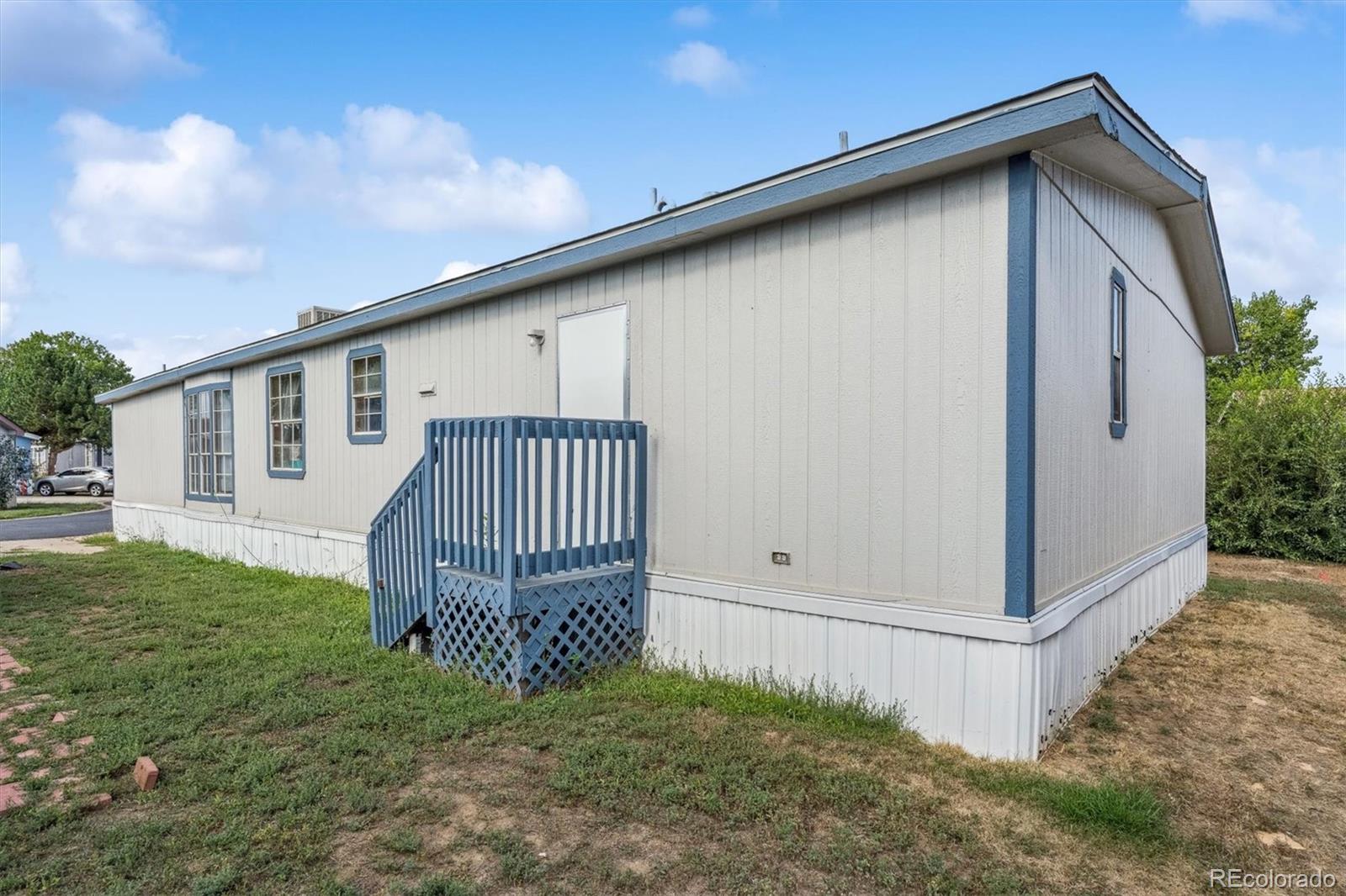 2885 E Midway Boulevard