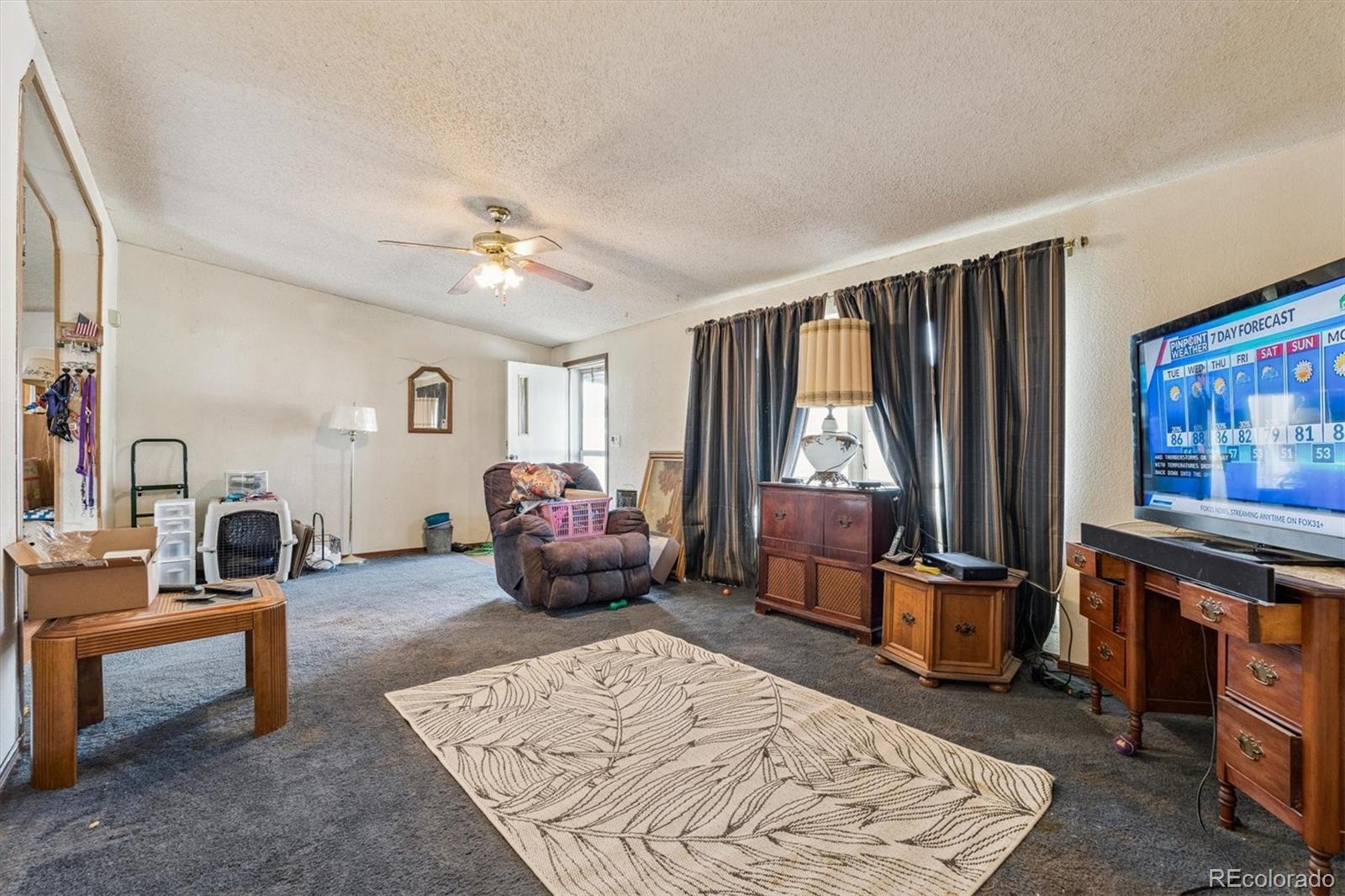 2885 E Midway Boulevard