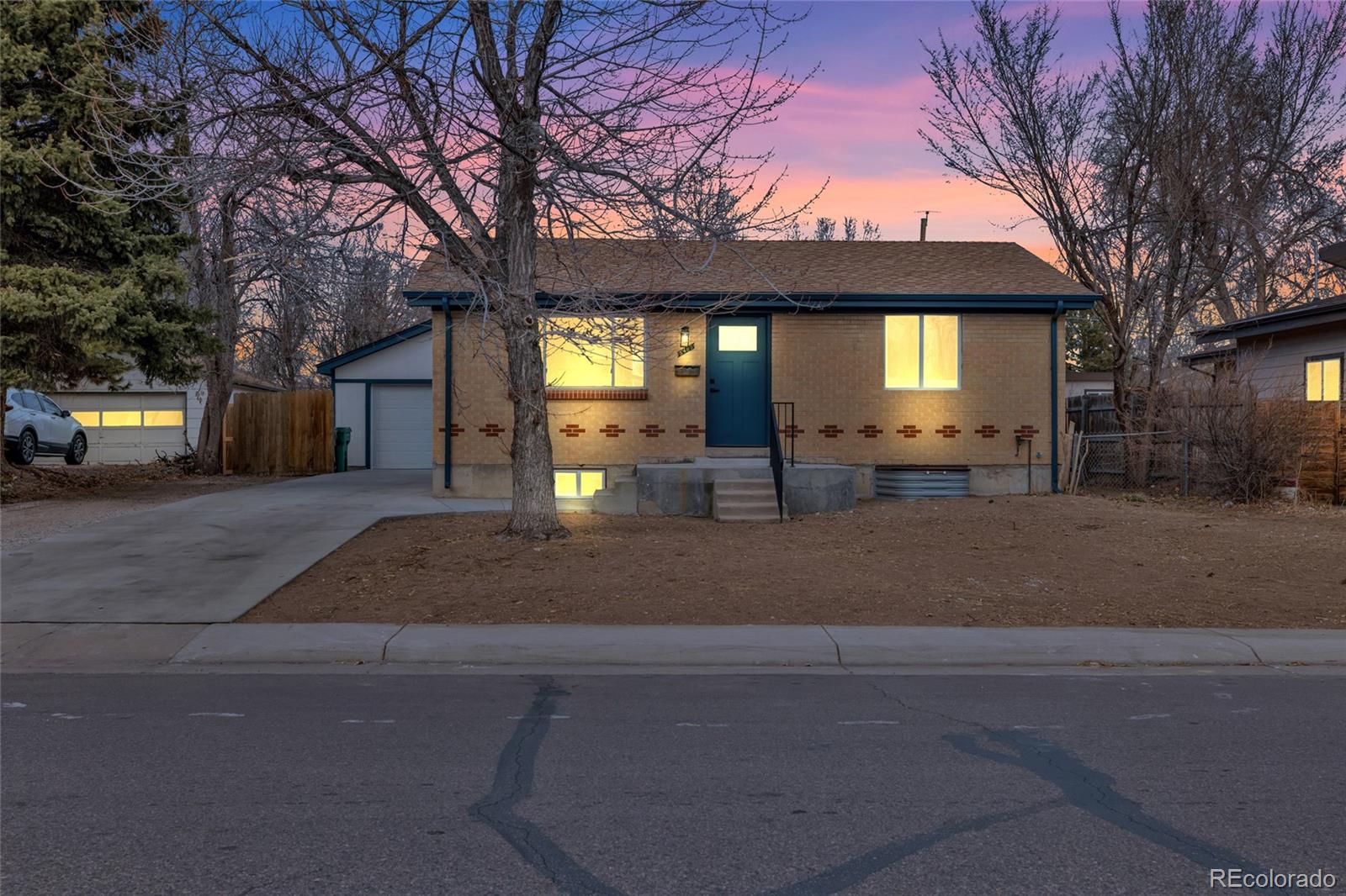 5485 W Arizona Avenue