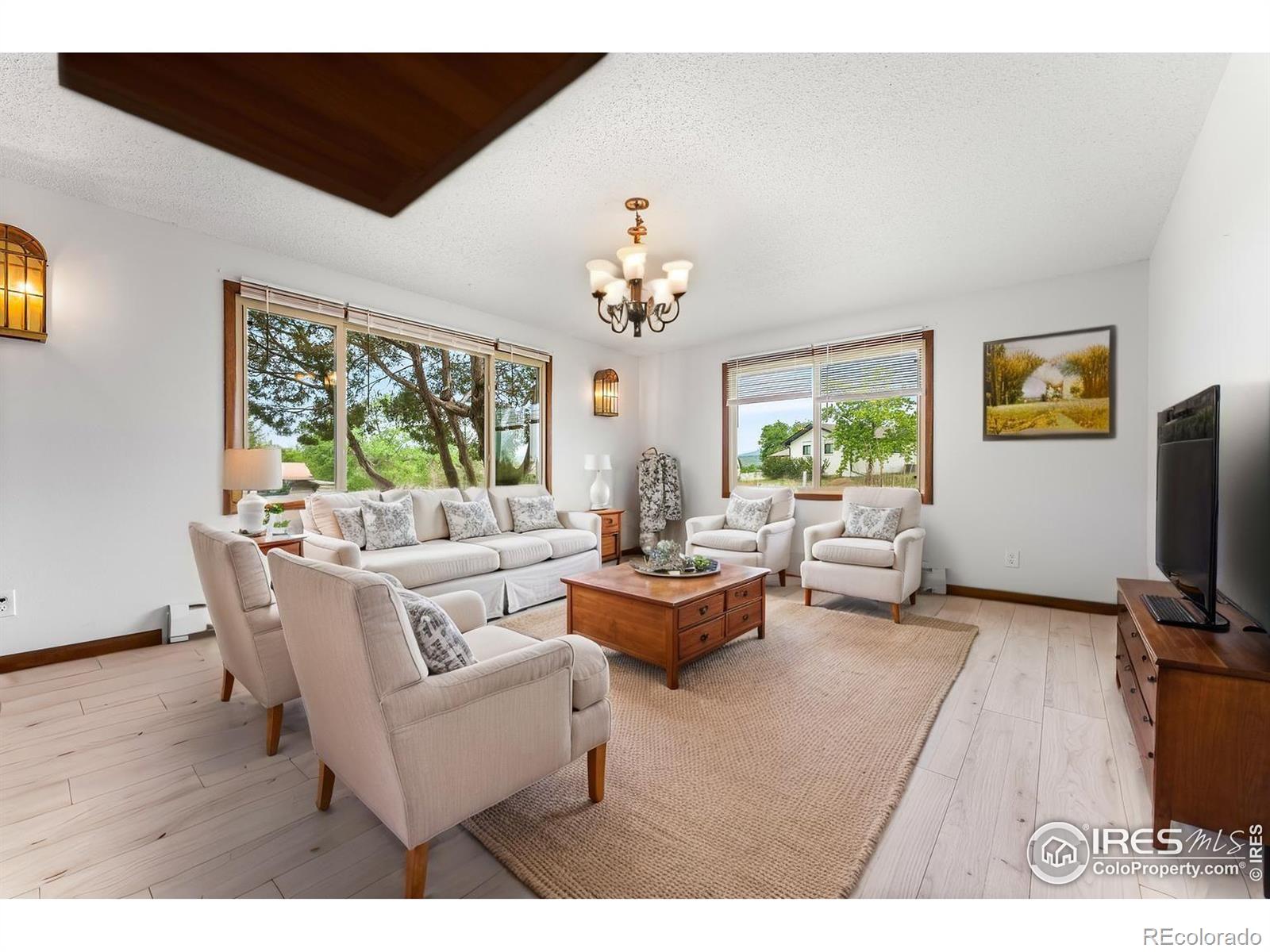 2800 Lake Hollow Road
