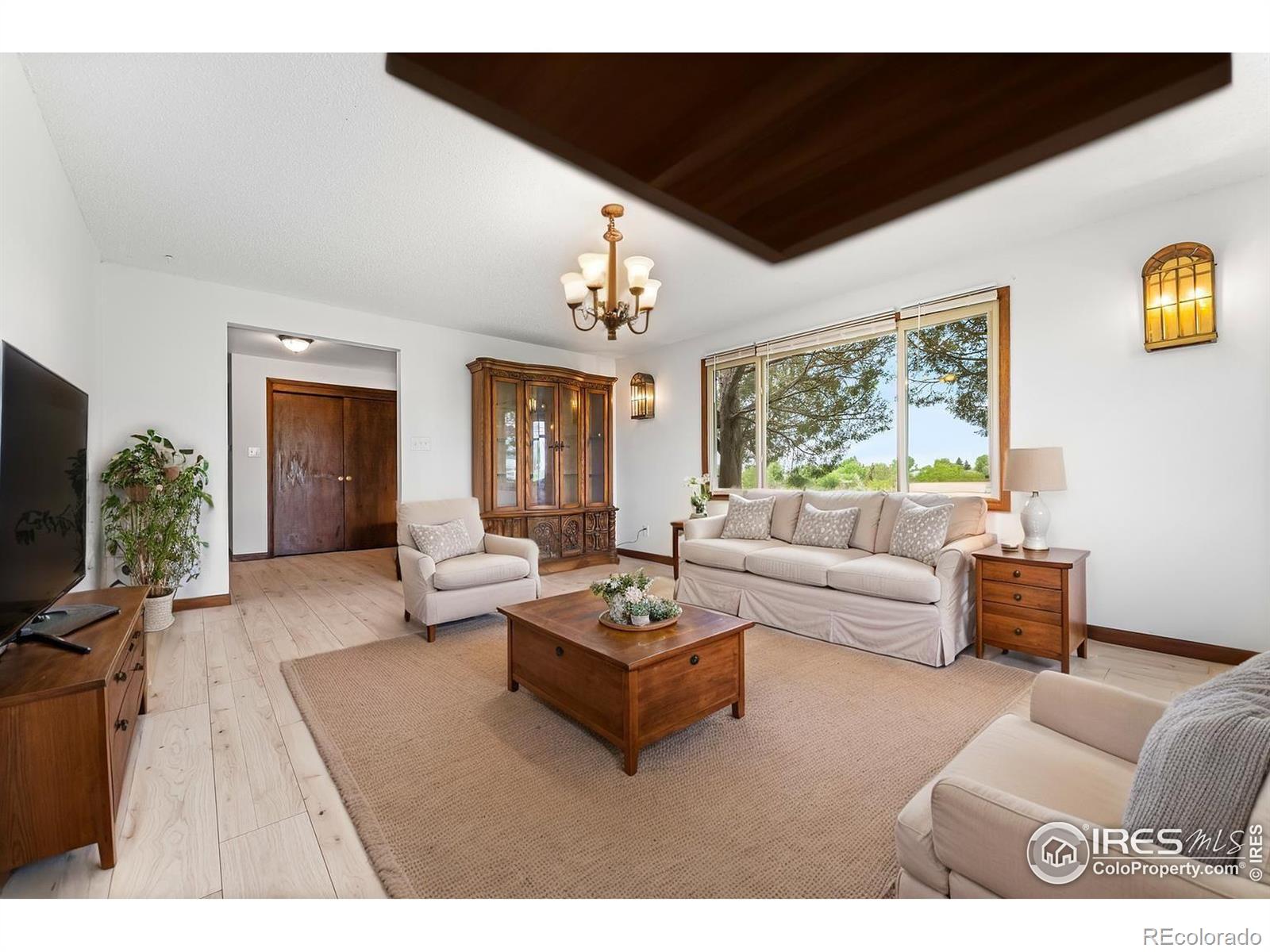 2800 Lake Hollow Road