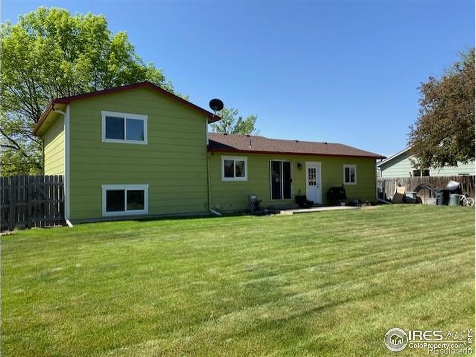 2438 W Linda Drive