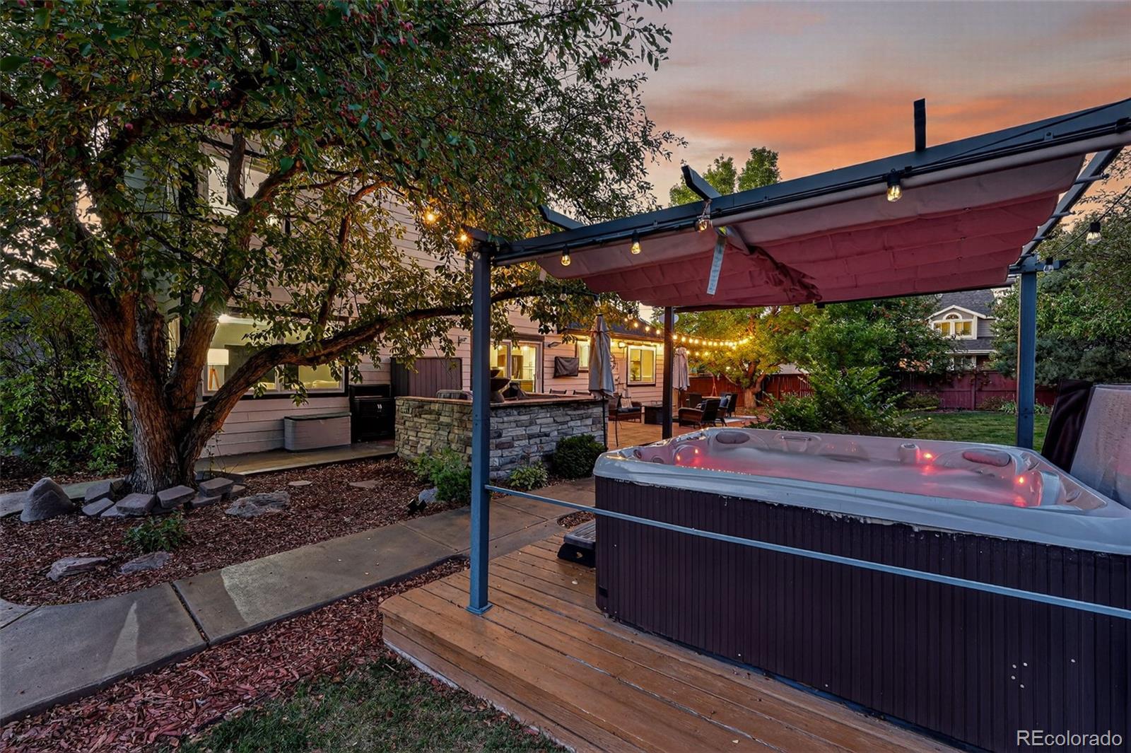 9910 Ashleigh Way