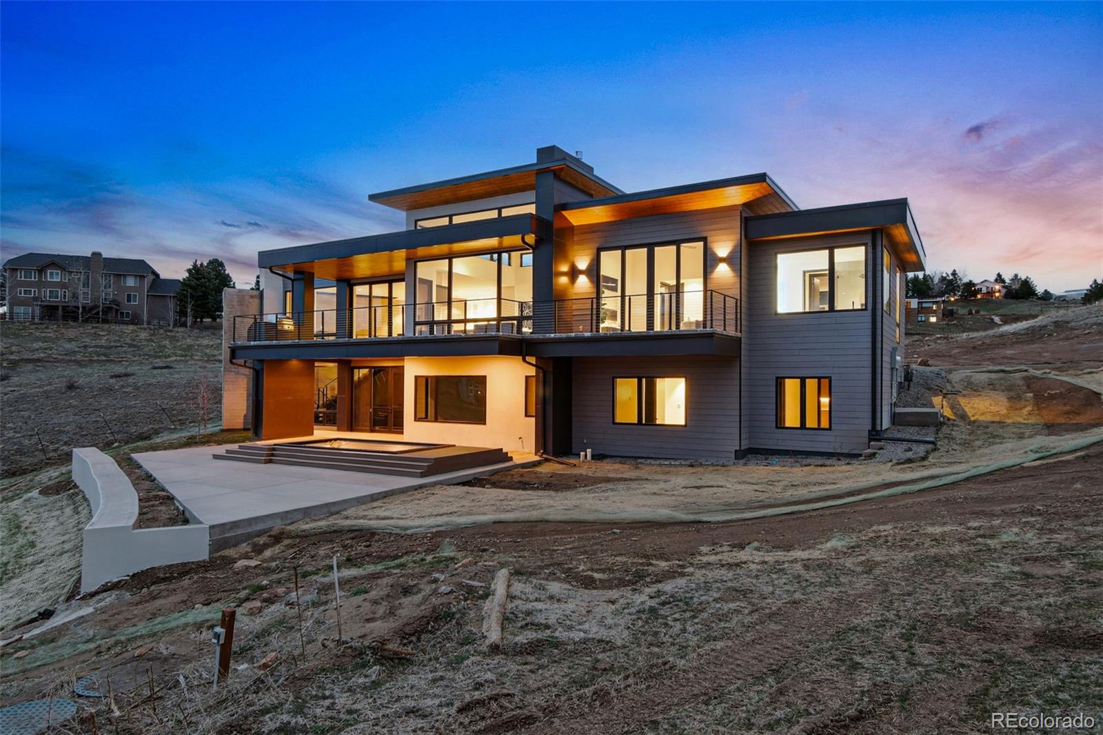 545 Strada Rossa Road