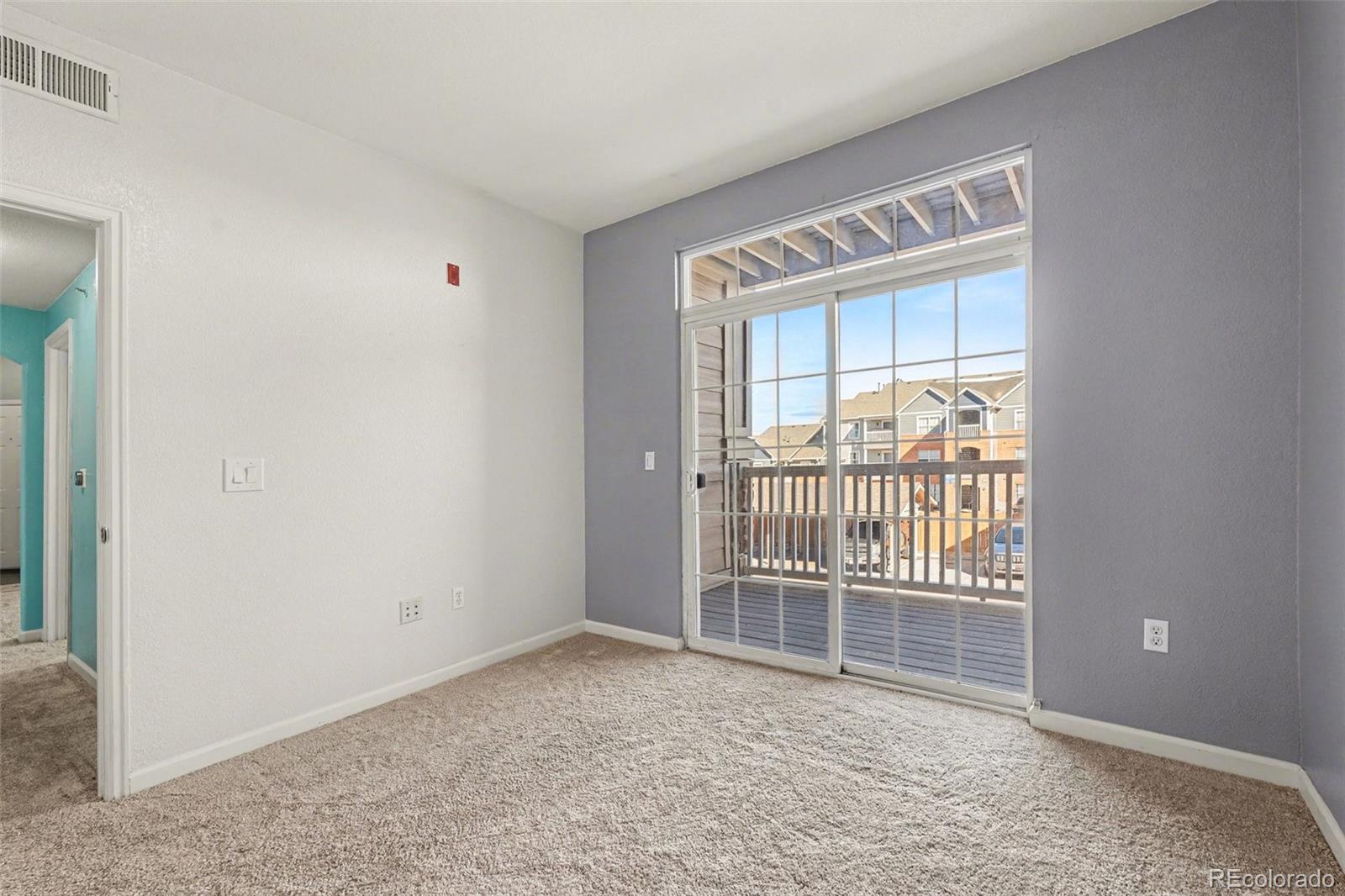 7440 S Blackhawk Street 3-204