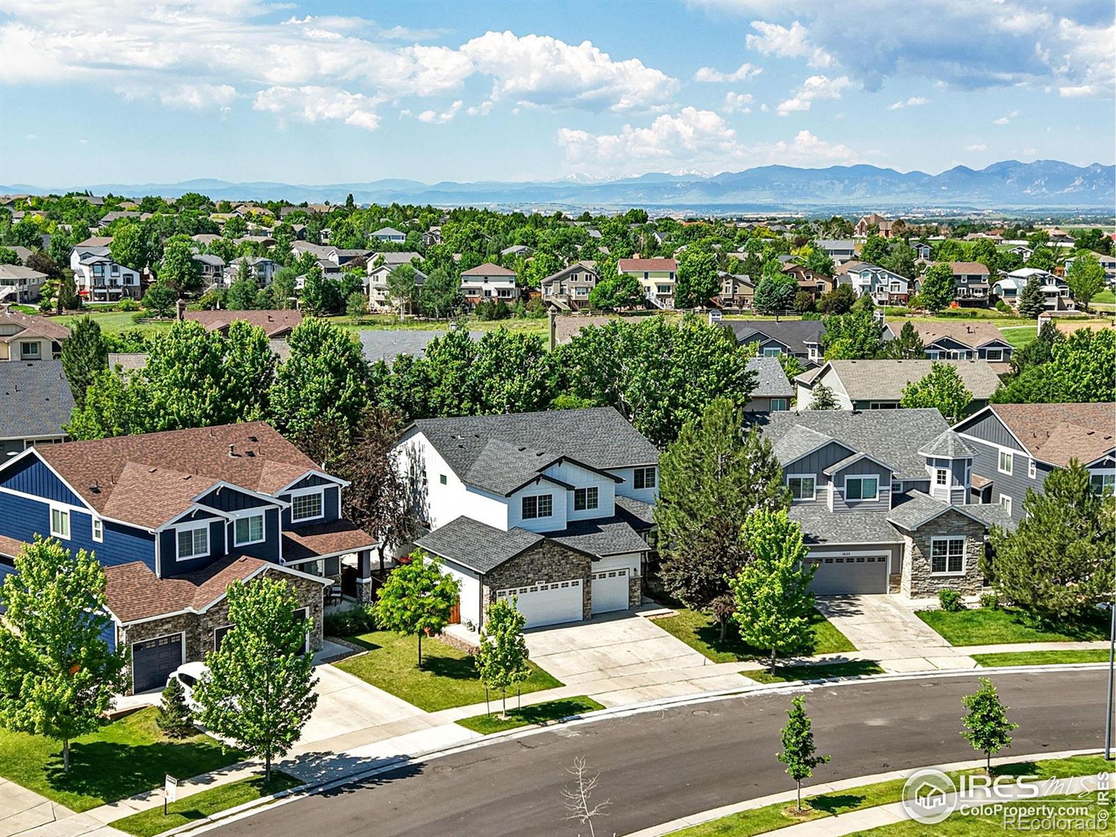 1662 Crestview Lane